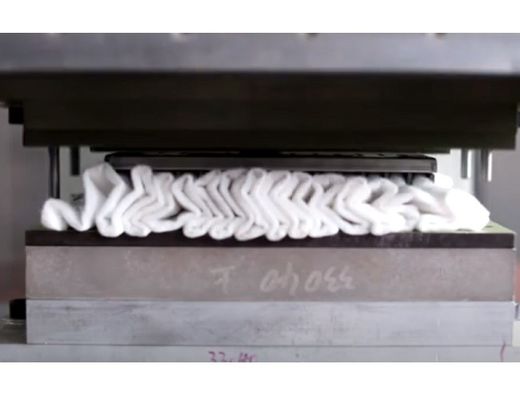 Macchina non tessuta di filtro dell'aria PLZA-1 completamente automatica per il filtro dell'aria di Toyota